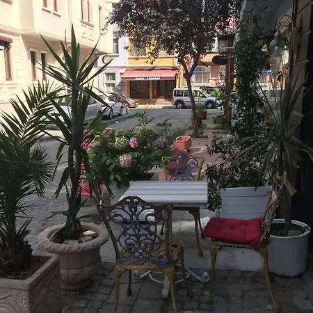 Avrasya Hostel